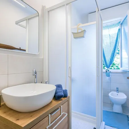 아파트 Casa E Mare By Interhome