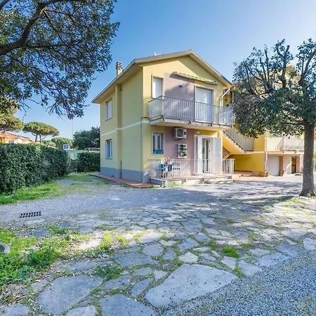 Casa E Mare By Interhome Apartment Marina di Cecina